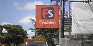 Neonbox FS studio bali