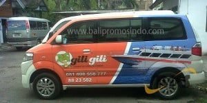 Bronding mobil apv